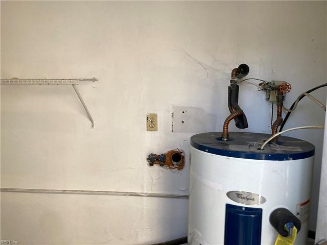 408 Savage Dr Unit C, Newport News, VA 23602