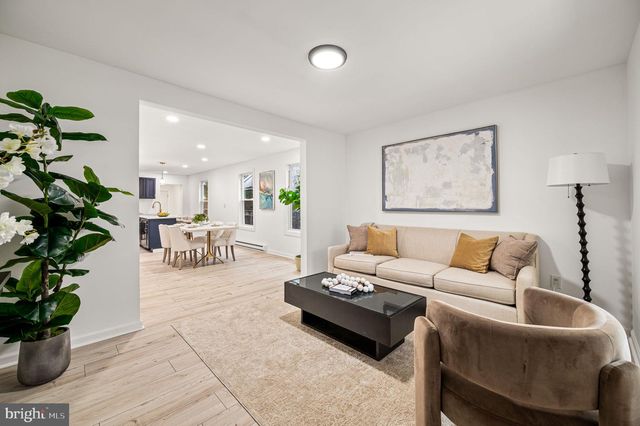 211 MORRIS ST, Phoenixville, PA 19460
