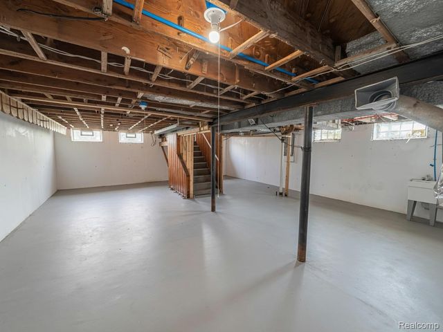 20196 Hartwell Street, Detroit, MI 48235