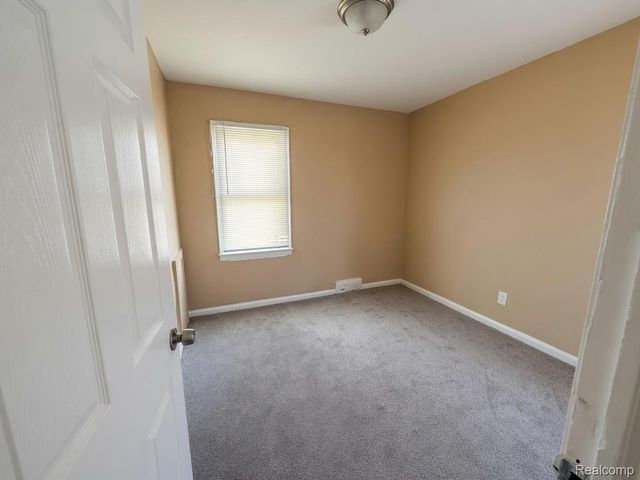 20196 Hartwell Street, Detroit, MI 48235