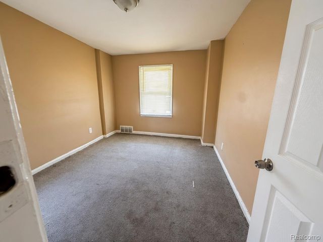 20196 Hartwell Street, Detroit, MI 48235