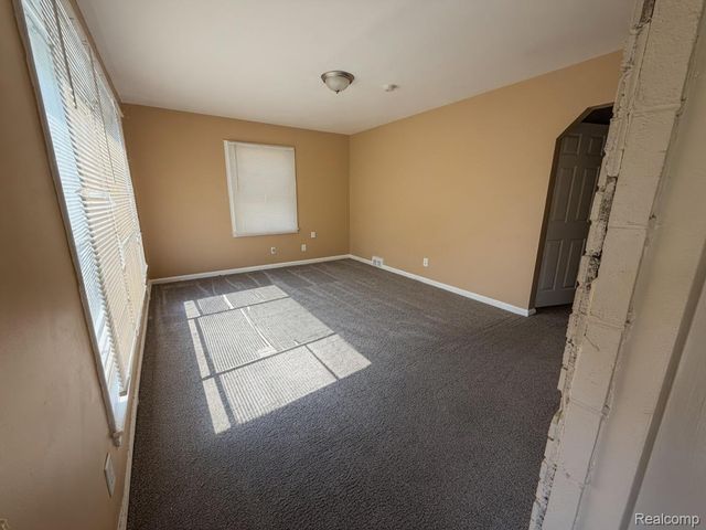 20196 Hartwell Street, Detroit, MI 48235