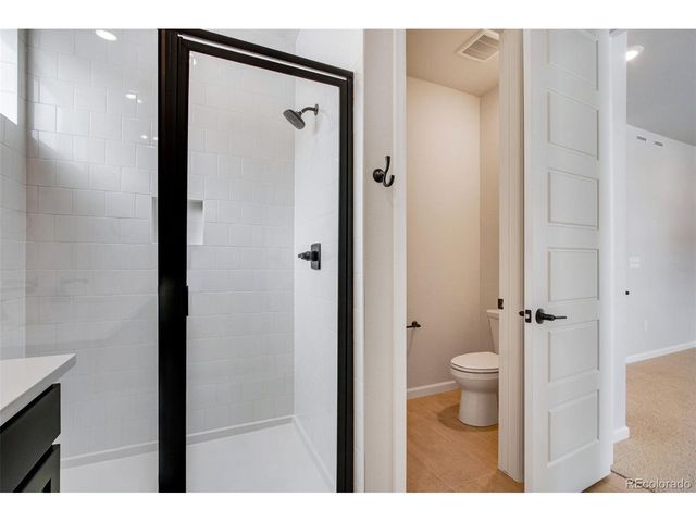 1423 Great Western Dr, Longmont, CO 80501