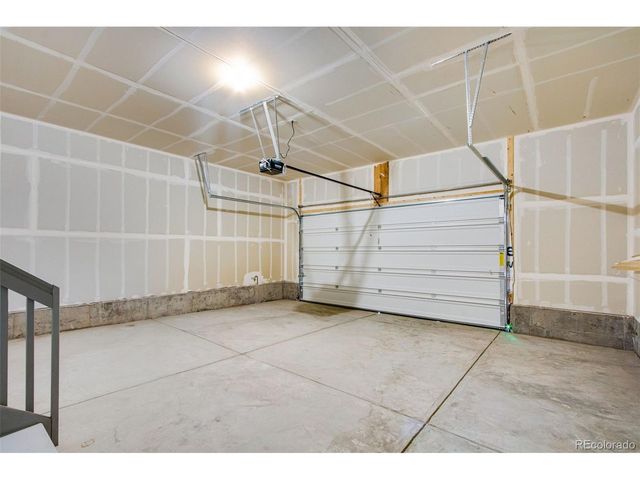 1423 Great Western Dr, Longmont, CO 80501