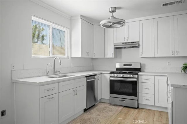 1020 Olmsted A, Glendale, CA 91202
