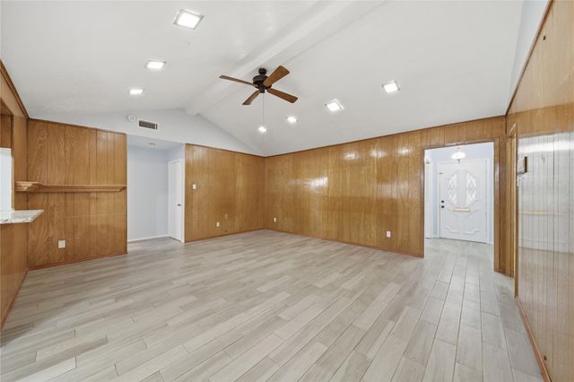 11711 Roos Rd Road, Houston, TX 77072