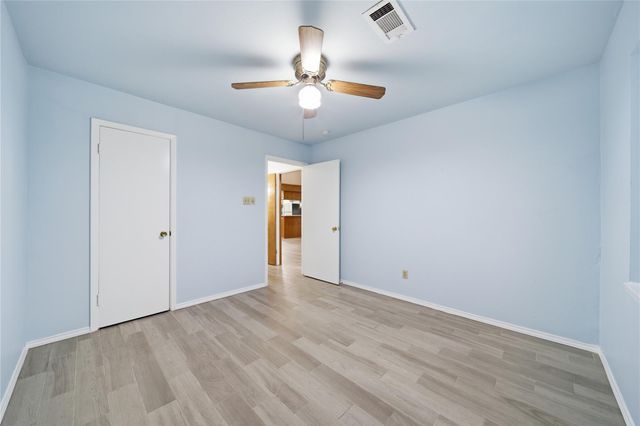 11711 Roos Rd Road, Houston, TX 77072