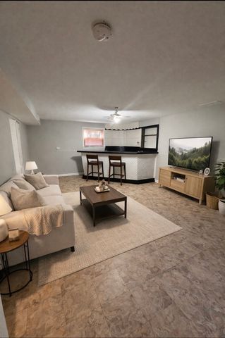 306 N Edgewood Avenue, La Grange Park, IL 60526