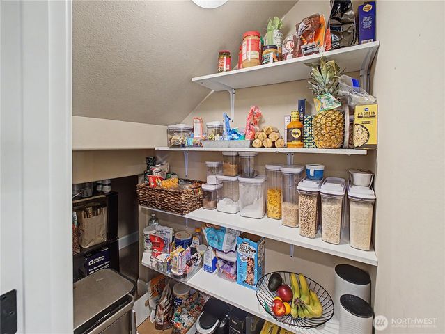 2521 12th Avenue NW, Puyallup, WA 98371
