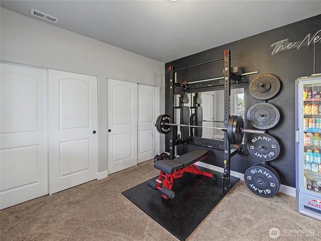 2521 12th Avenue NW, Puyallup, WA 98371