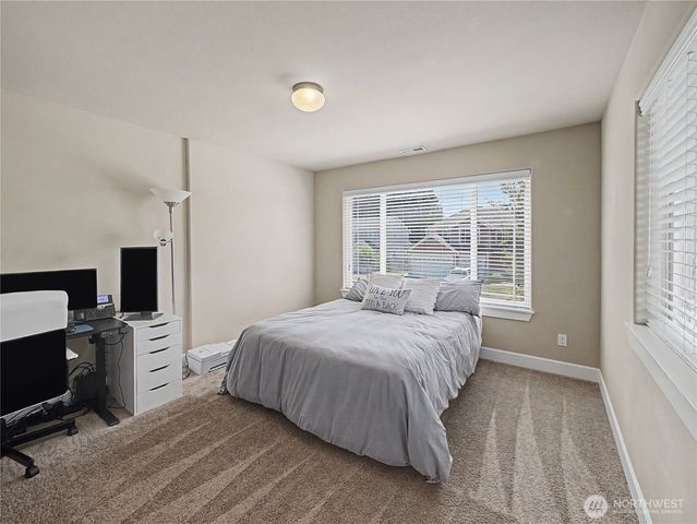 2521 12th Avenue NW, Puyallup, WA 98371
