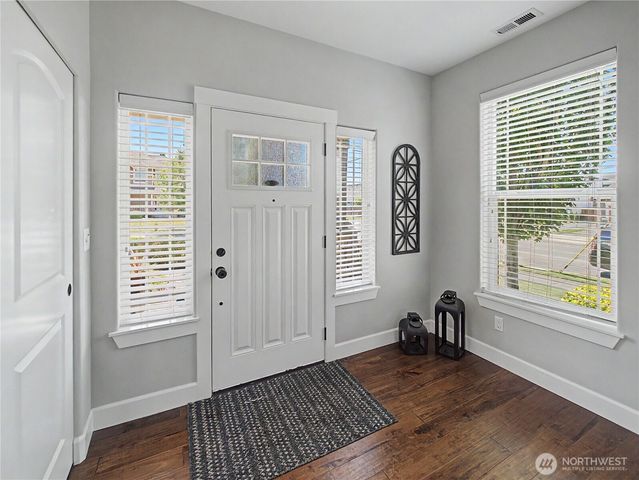 2521 12th Avenue NW, Puyallup, WA 98371