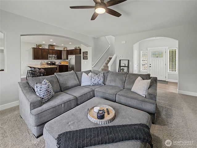 2521 12th Avenue NW, Puyallup, WA 98371