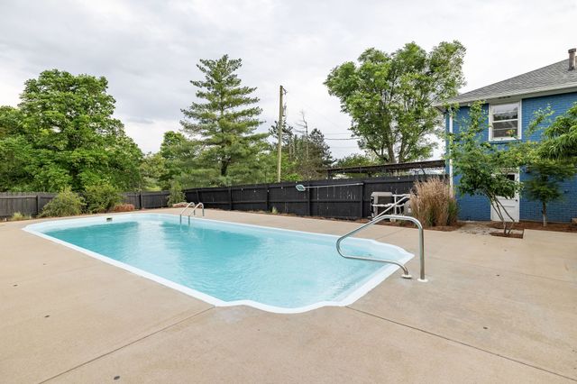 681 Brick Church Ln, Whites Creek, TN 37189
