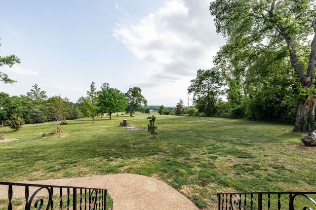 681 Brick Church Ln, Whites Creek, TN 37189