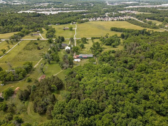681 Brick Church Ln, Whites Creek, TN 37189