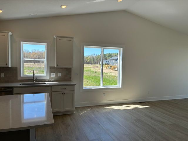 15737 Hawley Drive 33, Grand Haven, MI 49417