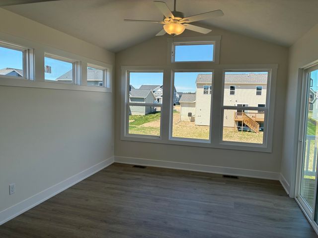 15737 Hawley Drive 33, Grand Haven, MI 49417