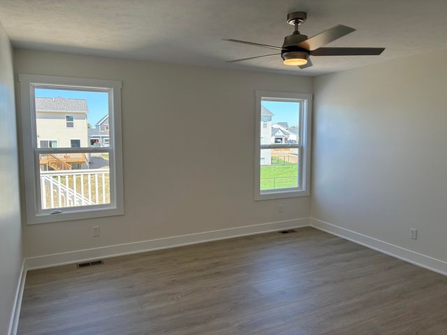 15737 Hawley Drive 33, Grand Haven, MI 49417