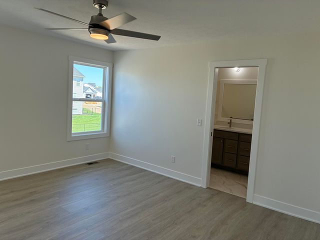 15737 Hawley Drive 33, Grand Haven, MI 49417