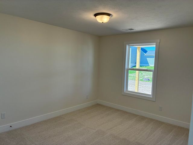 15737 Hawley Drive 33, Grand Haven, MI 49417
