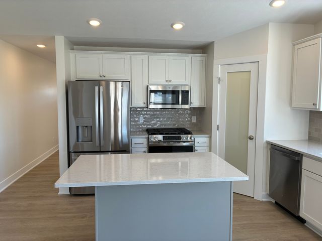 15737 Hawley Drive 33, Grand Haven, MI 49417