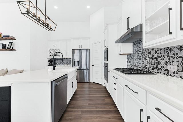 720 Skyview Court, Celina, TX 75009