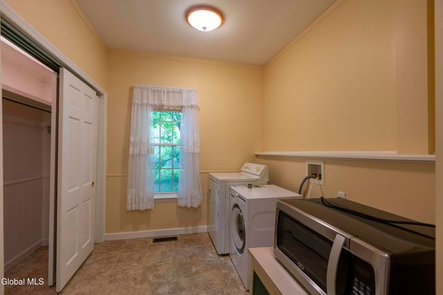 62 Paisley Road, Milton, NY 12020