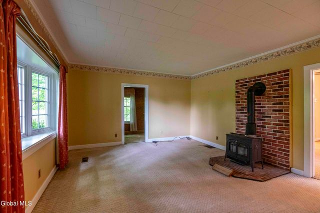 62 Paisley Road, Milton, NY 12020