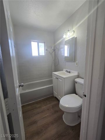 1713 Fairfield Avenue, Las Vegas, NV 89102