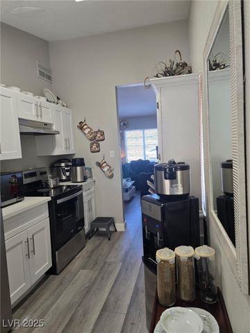 1713 Fairfield Avenue, Las Vegas, NV 89102