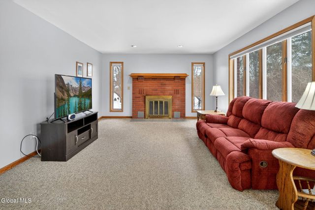 1005 New Scotland Road, Albany, NY 12208