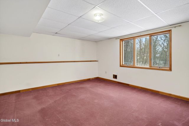 1005 New Scotland Road, Albany, NY 12208