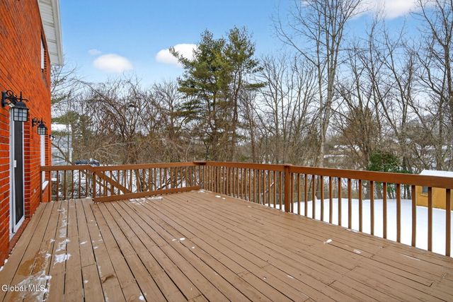 1005 New Scotland Road, Albany, NY 12208