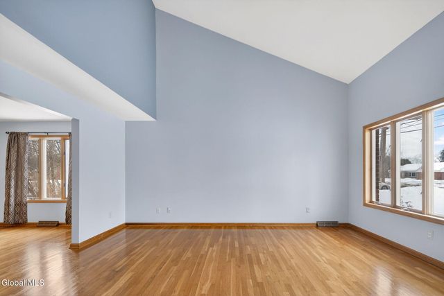 1005 New Scotland Road, Albany, NY 12208