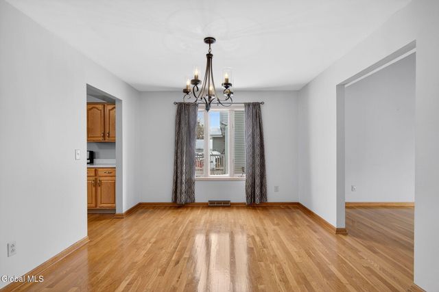 1005 New Scotland Road, Albany, NY 12208