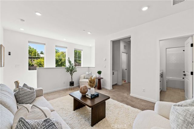 4089 Spring Haven Lane, Corona, CA 92883