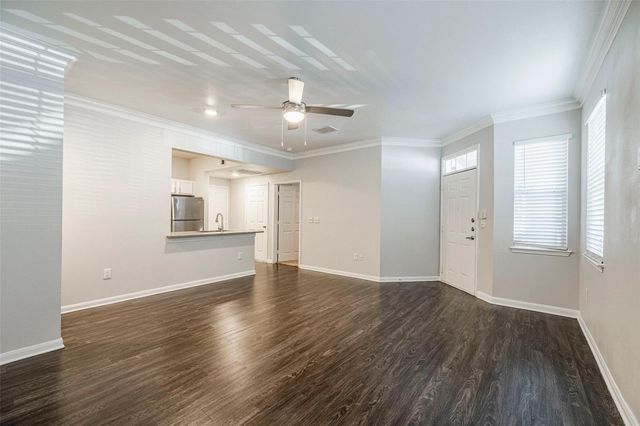 12215 Hunters Chase Drive S-3206S, Austin, TX 78729