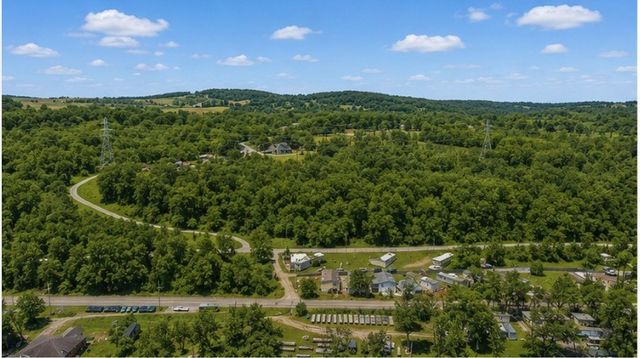 16 Surf Dr, Forward Twp, PA 15020