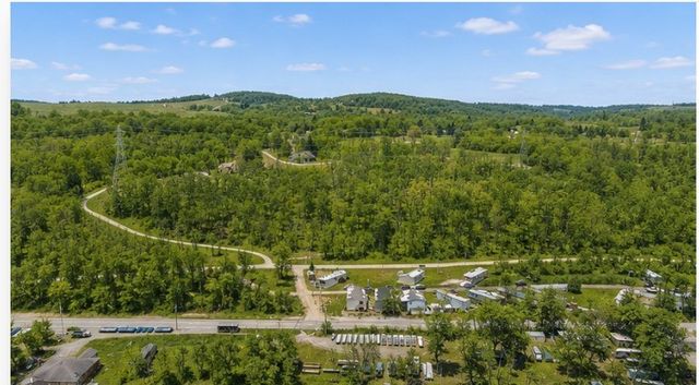 16 Surf Dr, Forward Twp, PA 15020