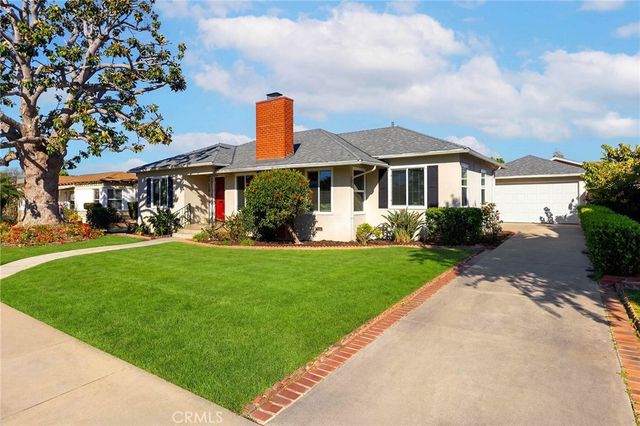 1505 N Rosewood Avenue, Santa Ana, CA 92706