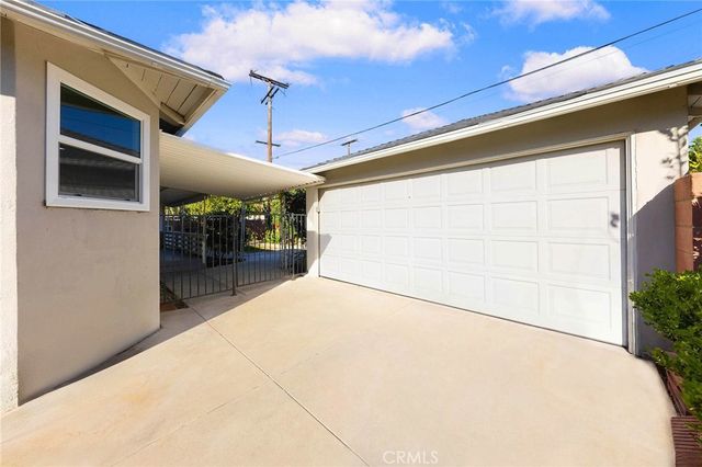 1505 N Rosewood Avenue, Santa Ana, CA 92706