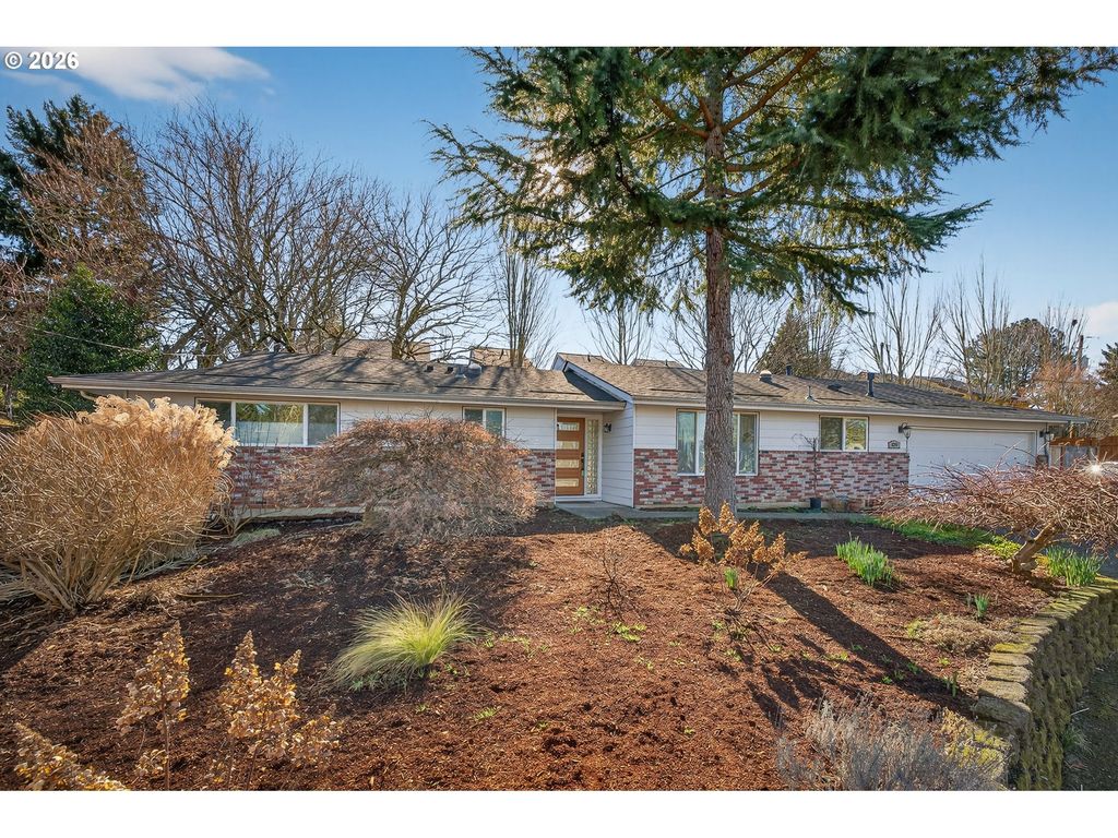 5214 Ne JESSUP St, Portland, OR 97218