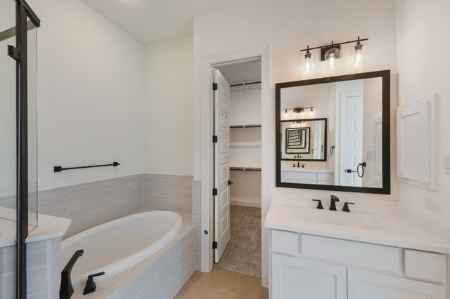 6852 Turner Falls Circle, Flower Mound, TX 76226