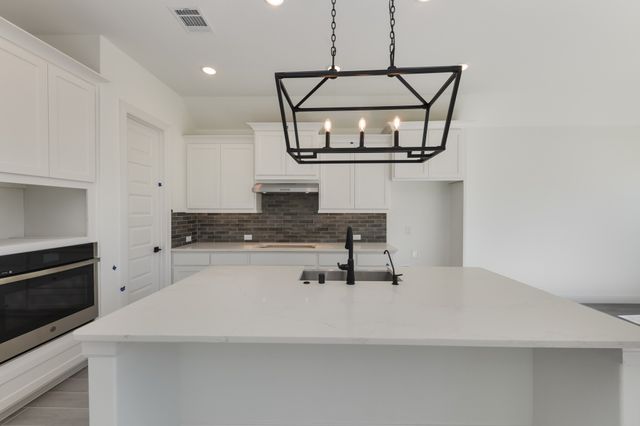 6852 Turner Falls Circle, Flower Mound, TX 76226