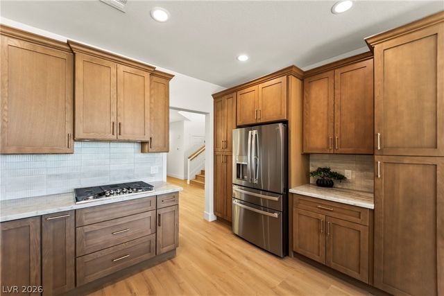 8921 Diamond Falls Drive, Las Vegas, NV 89117