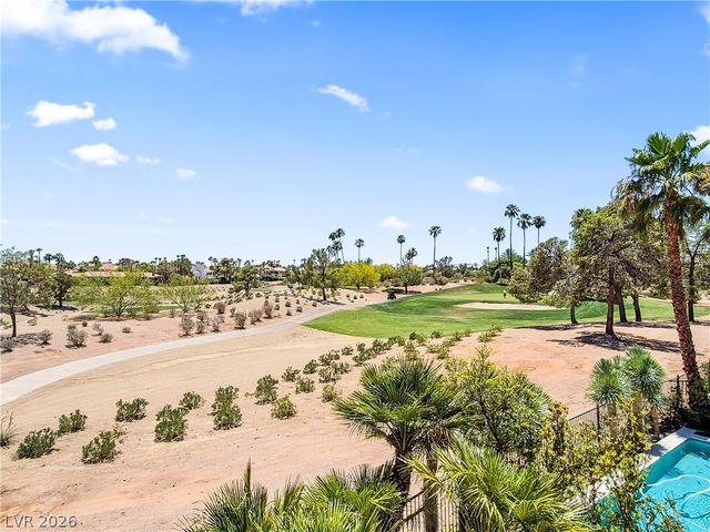 8921 Diamond Falls Drive, Las Vegas, NV 89117