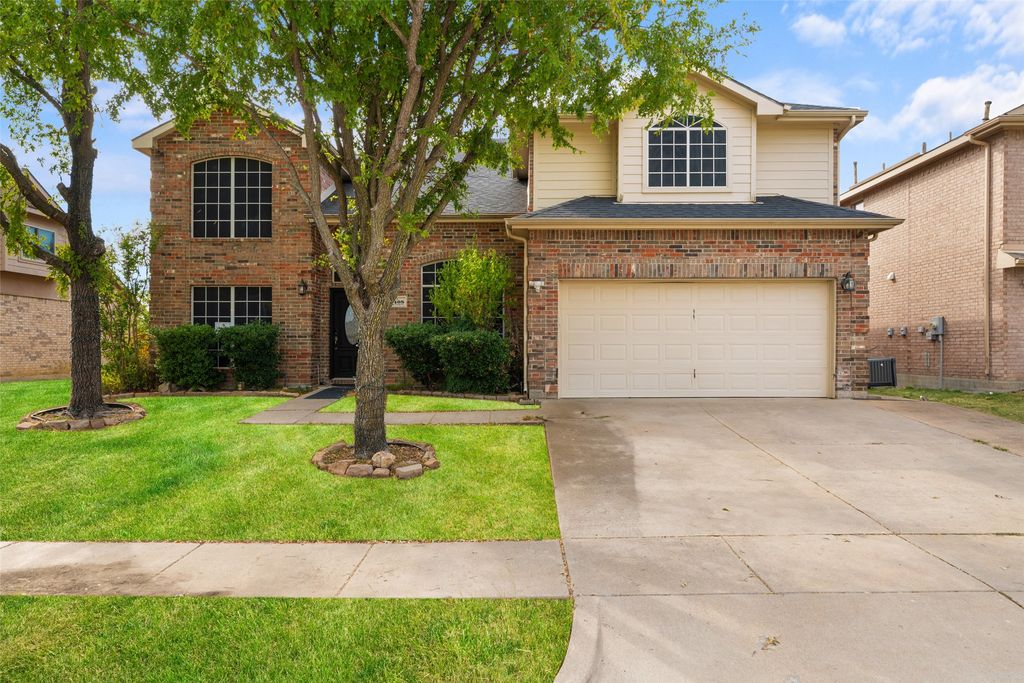 6408 Wolf Creek Court, Arlington, TX 76018