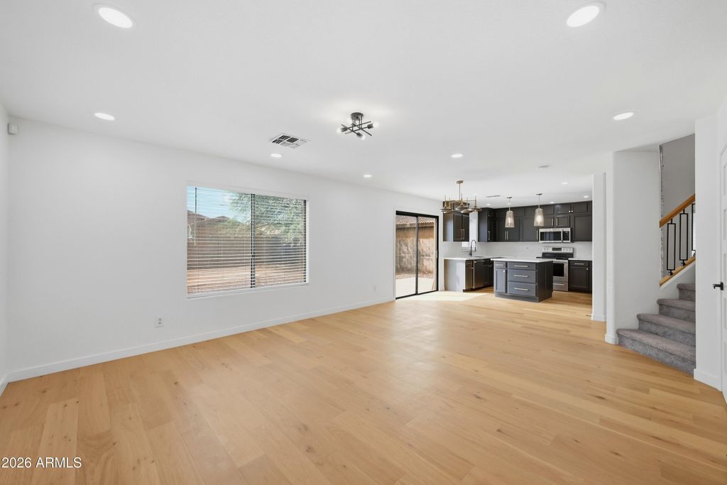 6209 W JONES Avenue, Phoenix, AZ 85043 — photo 5