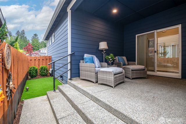 2835 Arrowroot Loop SE, Olympia, WA 98513